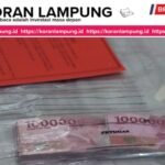 Terkait Kasus Pemerasan di Tanjung Bintang istri Terduga Pelaku Ungkap Keterangan Mengejutkan: Seret Nama Sekdes Jati Indah